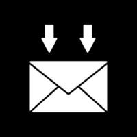 icono de glifo de correo invertido vector