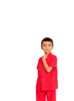 liten pojke barn i röd kinesisk klänning, stil och mode idéer för barn. kinesisk ny år png