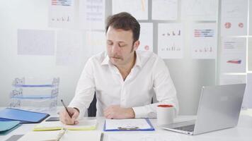 Businessman working in the office. video