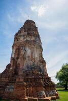 wat mahathat antiguo a histórico parque a ayutthaya histórico parque, phra nakhon si ayutthaya provincia, Tailandia foto