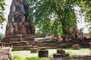 wat mahathat antiguo a histórico parque a ayutthaya histórico parque, phra nakhon si ayutthaya provincia, Tailandia foto