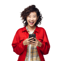 portrait de asiatique Jeune femme en riant content souriant avec en utilisant intelligent téléphone, png