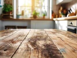 rústico de madera mesa con borroso cocina fondo foto