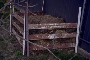 compost barrier, home processing of organic waste photo