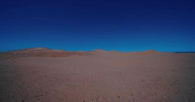 un panorámico arena duna de Sáhara Desierto a mhamid el guizlane en Marruecos amplio Disparo video