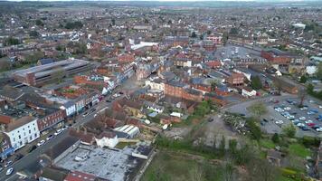 hög vinkel se av central leighton vråk stadens centrum av England Storbritannien. Mars 29:e, 2024 video