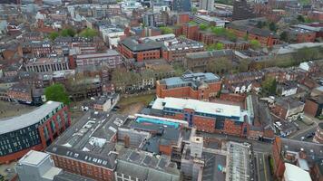 hoch Winkel Aufnahmen von Leicester Stadt von England vereinigt Königreich, April 8., 2024 video