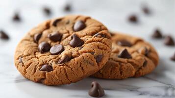 ai generado dos chocolate chip galletas en blanco antecedentes foto