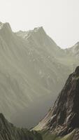 nebbia nelle montagne della Norvegia video