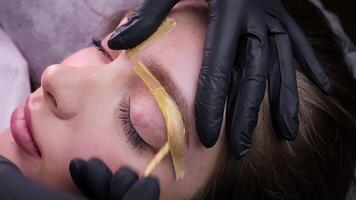 Application of pigment for permanent eyebrow makeup video