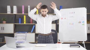 Übung Bewegungen und Ausbildung im das Büro. video