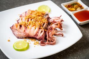 fried squid with garlic photo