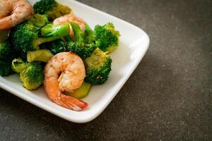 stir-fried broccoli with shrimps photo