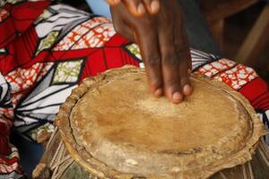 plays the drums photo