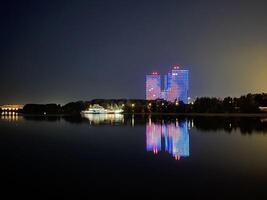 residencial zona de kazan cerca el río kazanka. Rusia foto