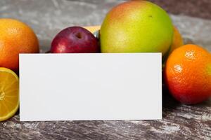 tarjeta y blanco papel Bosquejo armonizado con Fresco fruta, elaboración un visual sinfonía de ingenioso diseño y culinario deleitar, dónde saludable ingredientes unir en un banquete de vibrante imágenes foto