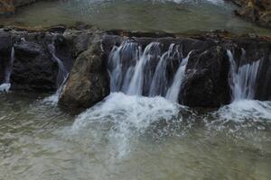 cascada lento velocidad de obturación foto