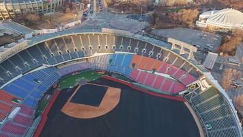 seúl, sur Corea - enero 24, 2024. Jamsil béisbol estadio corazón de Seúl Deportes hogar para doosan osos y lg Gemelos Jamsil béisbol estadio béisbol juegos. video