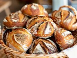 artesano de masa fermentada un pan surtido foto