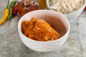 Indian cuisine - chicken butter masala photo