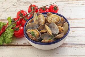 Vongole shellfish mollusc clem with butter photo