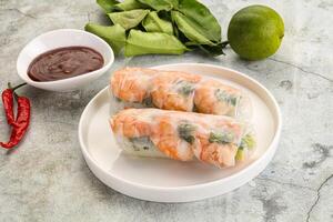 Vietnamese spring roll with prawn photo