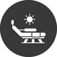 cama solar glifo invertido icono vector