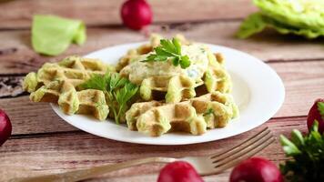 vegetable cabbage waffles fried with herbs video