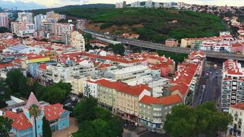 aérien panoramique vue de centre ville de Lisbonne le Portugal video