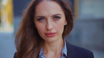 portrait of a bussiness woman in a business suit video