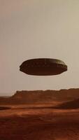 misterioso arte flotante encima el Arizona Desierto video