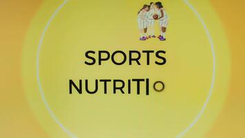 sporter näring inskrift på gul bakgrund med basketboll spelare illustration. sporter begrepp video