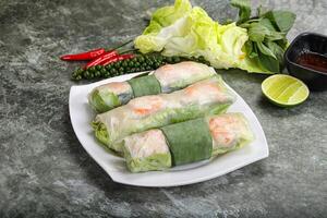 Vietnamese Spring Roll with shrimps and vegetables photo