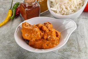 Indian cuisine - chicken butter masala photo