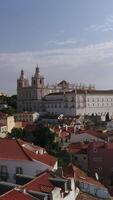 Vertikale Stadt von Lissabon im Portugal Antenne Aussicht video