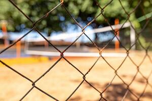 conceptual playa vóleibol Corte con selectivo atención foto