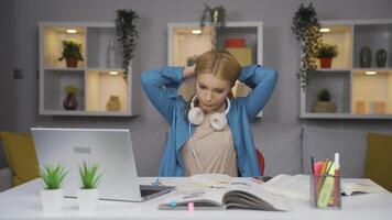 A Female student who is overwhelmed by the heat. video