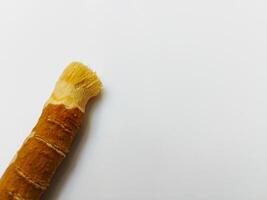 miswak en blanco antecedentes - cepillo de dientes en islam foto