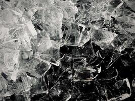 icecubes background,icecubes texture,icecubes wallpaper,ice helps to feel refreshed and cool water from the icecubes helps the water refresh your life and feel good.ice drinks for refreshment business photo