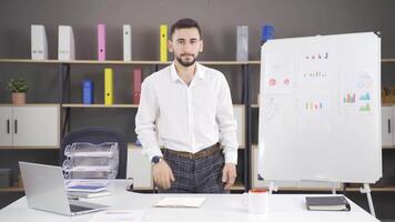 des exercices cette pouvez être terminé dans le bureau. éducation. video