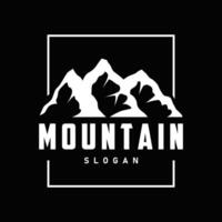 montaña logo, naturaleza paisaje, prima elegante sencillo diseño, ilustración símbolo modelo icono vector
