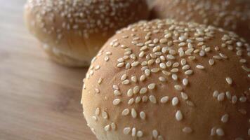 Hamburger Bread Seeds video