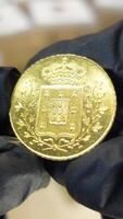 antiguo oro moneda video