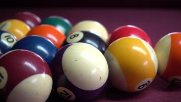 Playing American Billiard video