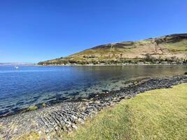 un ver de el isla de Arreglar en Escocia en un soleado día foto