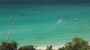 barca sulla spiaggia video