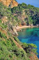 costero paisaje a costa brava,mediterráneo Mar, Cataluña, España foto