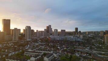 magnifique haute angle vue de central Ouest croydon Londres ville de Angleterre Royaume-Uni. avril 24, 2024 video