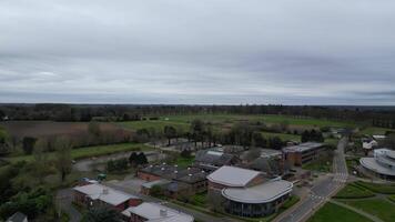 Alto ângulo Visão do harpenden Cidade do Inglaterra Reino Unido. marcha 16, 2024 video