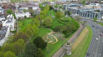 antenn se av historisk canterbury stad av sydöst England förenad rike. april 20:e, 2024 video